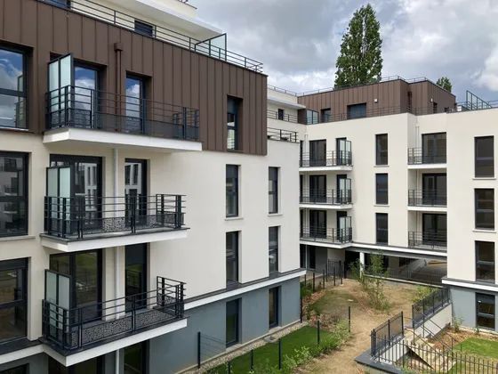 Photographie — Vue d’ensemble — Cadence, Verneuil-sur-Seine
